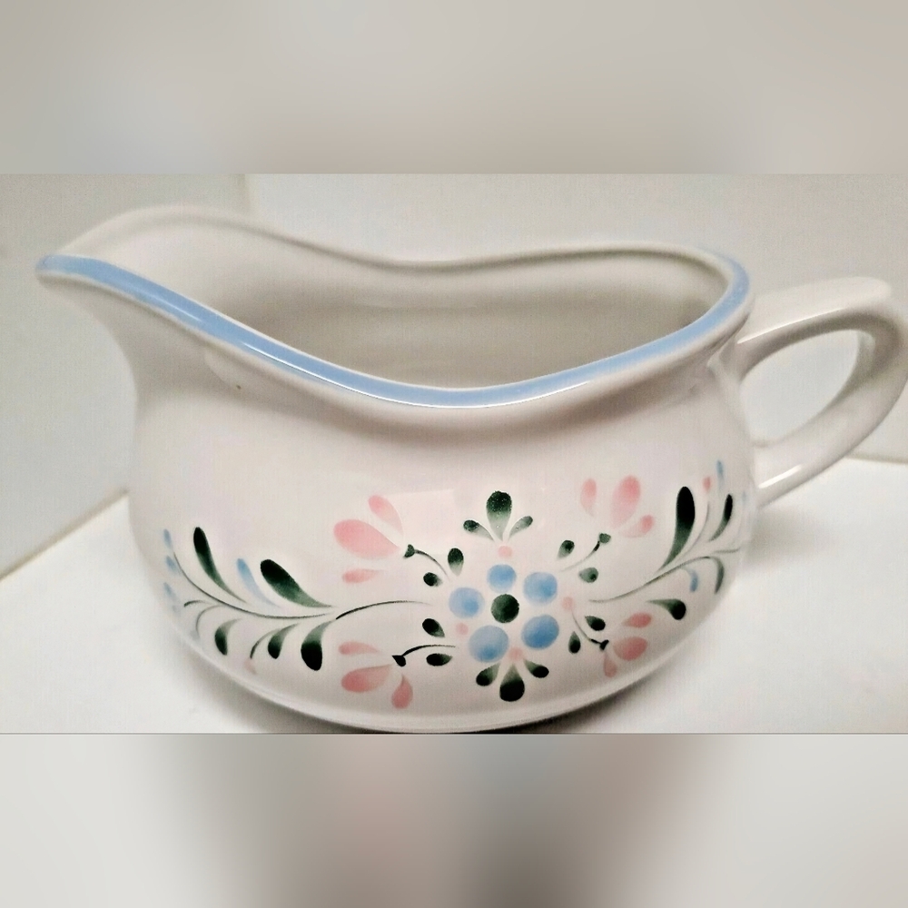 Vintage Fascimo by Yakima Stoneware Gravy Boat/ Creamer Floral Motif
